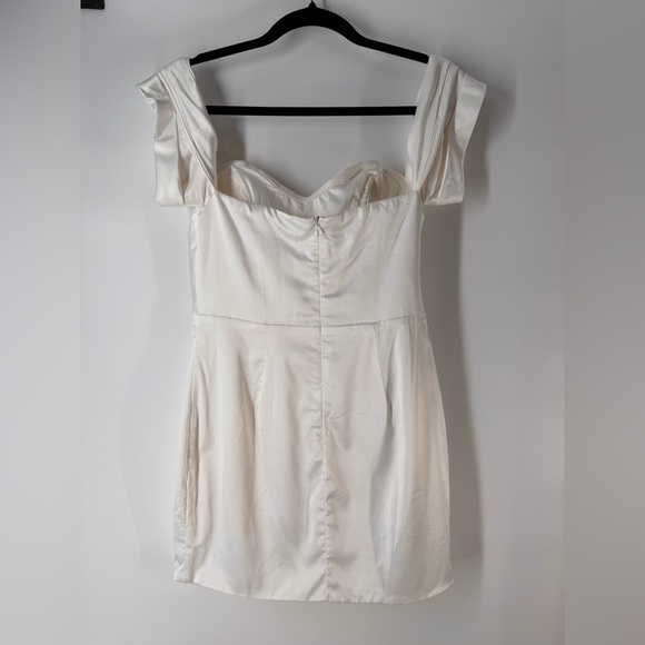 Bella Off Shoulder Dress in White MORE TO COME - Picture 6 of 11